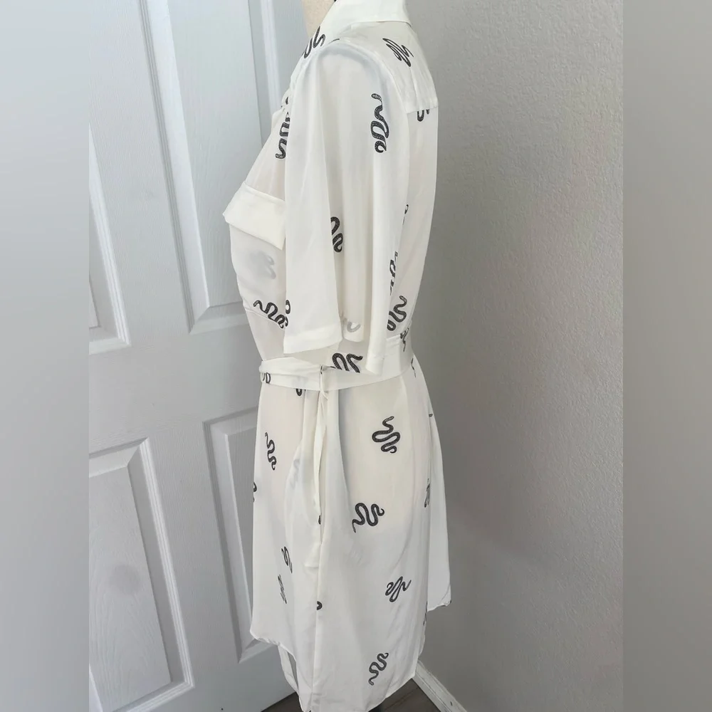 L’agence 100% Silk Snake Chain Print Dress and Shirt Size Small - Picture 5 of 10